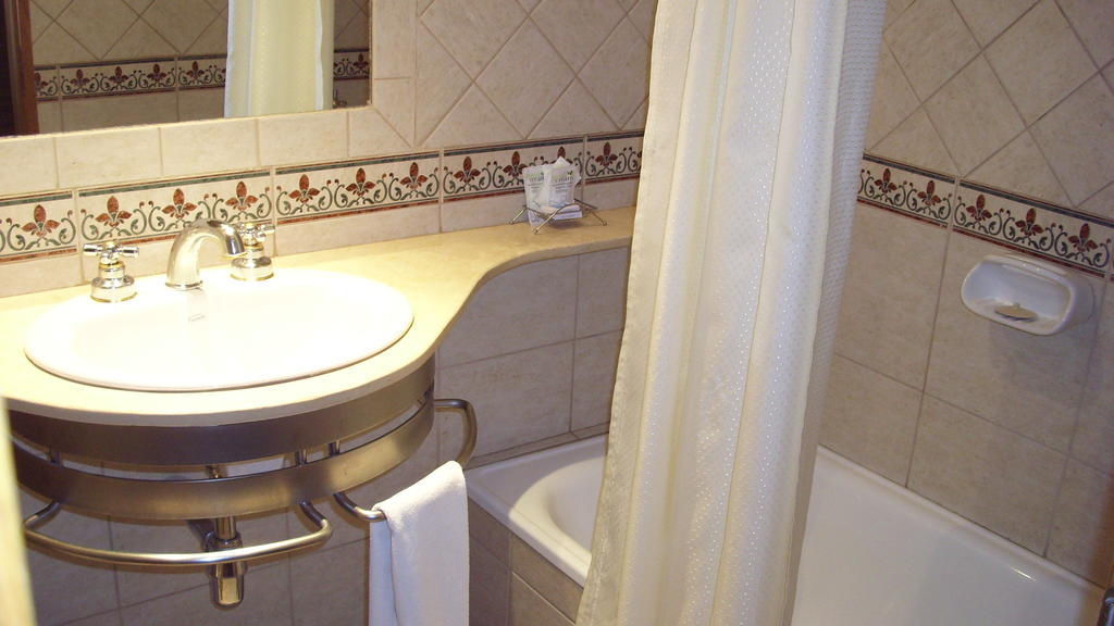 Hotel Santa Cruz Río Gallegos エクステリア 写真